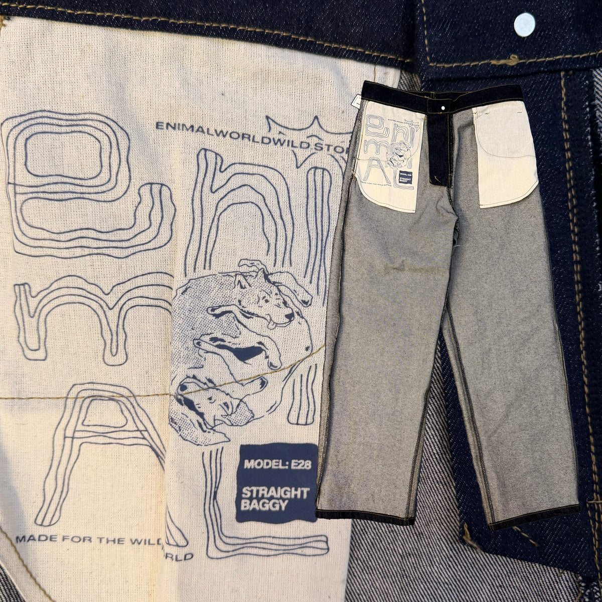 E28 Straight Baggy Jeans